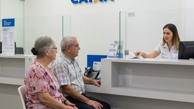 Imagem referente a notícia: PRAZO FINAL | Com risco de suspensão do benefício, Prefeitura alerta para que aposentados e pensionistas façam recadastramento até dia 30 de janeiro