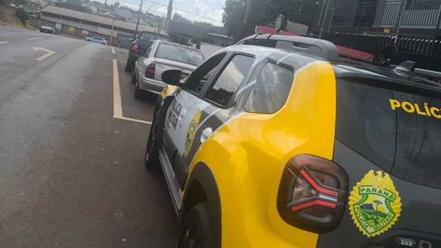 Imagem referente a notícia: Patrulhamento do PPTran intensifica fiscalização e recolhe veículo irregular no Centro e Norte