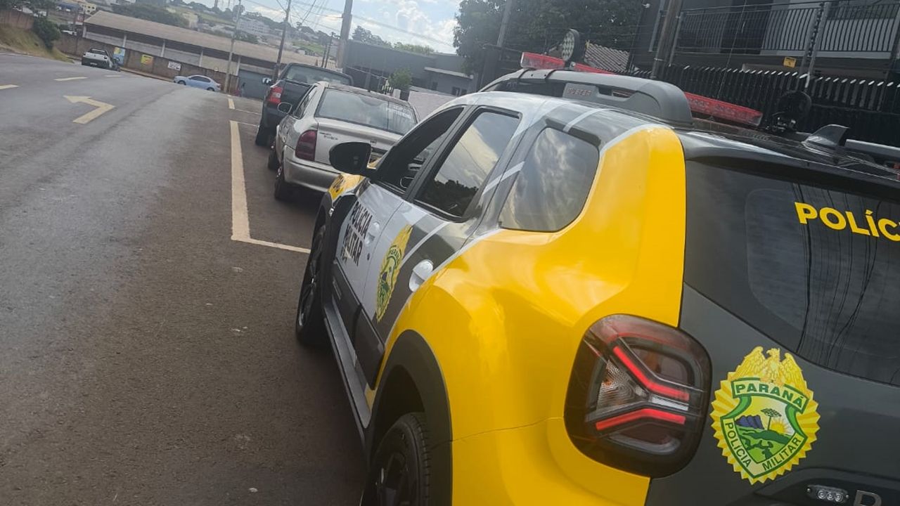 Imagem referente a notícia: Patrulhamento do PPTran intensifica fiscalização e recolhe veículo irregular no Centro e Norte