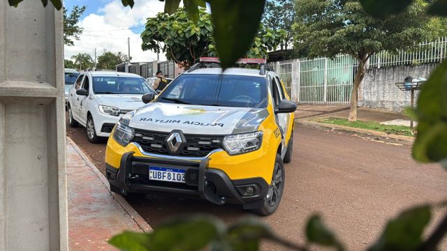 Imagem referente a notícia: Homem fica em estado grave após ser esfaqueado no Bairro Interlagos, em Cascavel