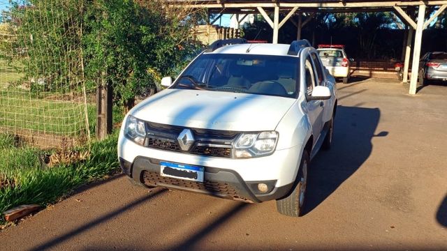 Imagem referente a notícia: Furto em lavacar de Cascavel resulta em três veículos levados durante a madrugada