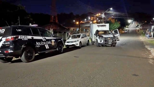 Imagem referente a notícia: Motorista de aplicativo reage a tentativa de assalto e confronto termina com dois mortos no sudoeste do Paraná
