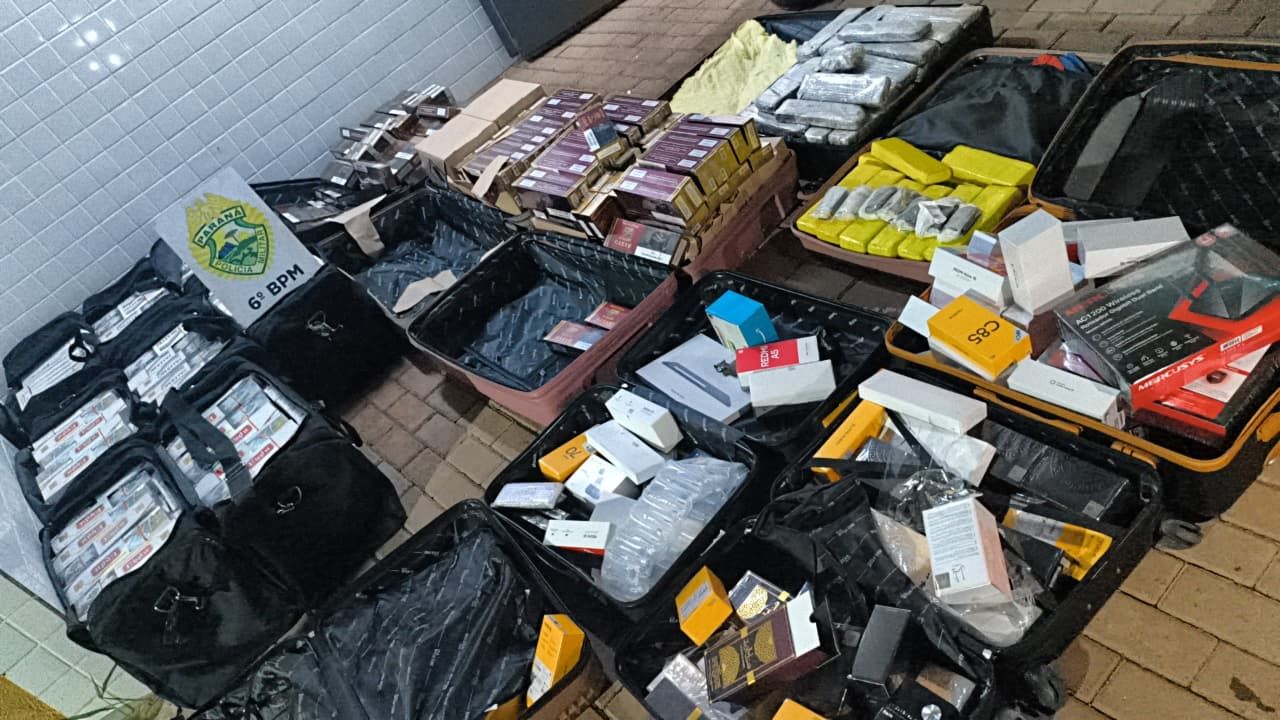 PM intercepta ônibus e apreende drogas e cargas ilegais na rodoviária de Cascavel