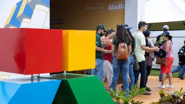 Imagem referente a notícia: Estande da Itaipu no Show Rural 2026 destaca sustentabilidade e interatividade
