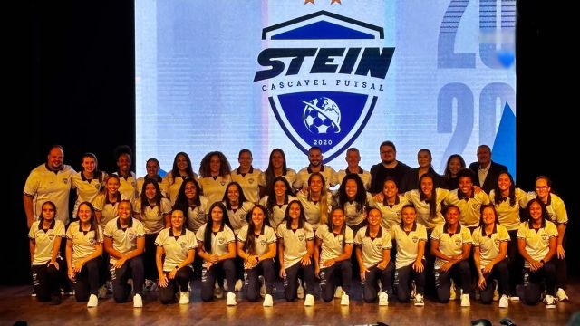 Imagem referente a notícia: Stein Cascavel revela elenco para 2026, aposta na base e mira vaga direta na Libertadores