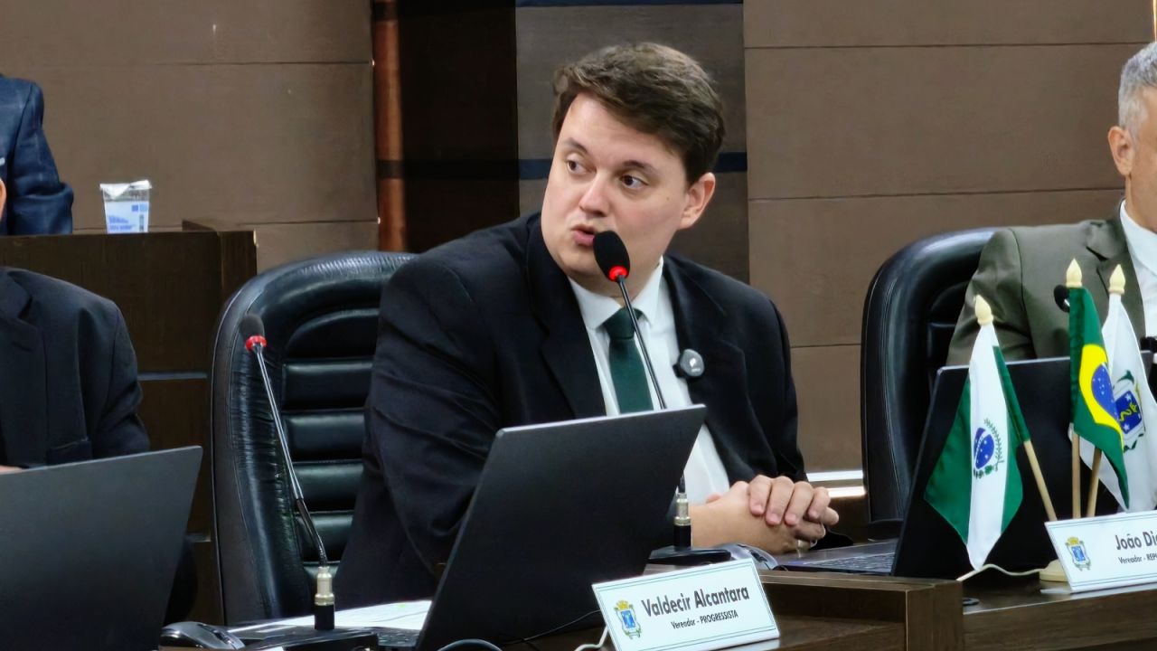 Passa em primeiro turno projeto que cria normas para uso da IA no poder público