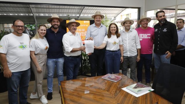 Imagem referente a notícia: Com aporte do governo estadual, Prefeitura de Cascavel lança 5ª edição da Feira das Profissões para setembro