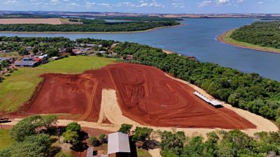 Imagem referente a notícia: Itaipulândia vira a cidade da adrenalina e promete o maior espetáculo de velocross do Carnaval no Paraná