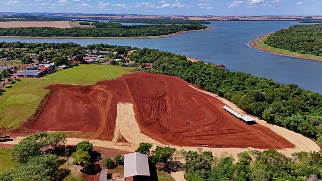 Imagem referente a notícia: Itaipulândia vira a cidade da adrenalina e promete o maior espetáculo de velocross do Carnaval no Paraná