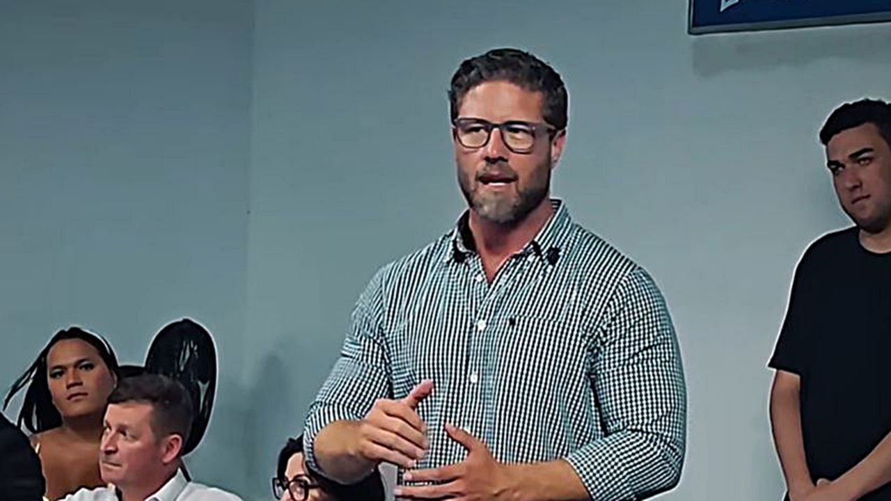 “Campanha curta, imposto alto e muita propaganda”: Requião Filho antecipa debate de 2026 e mira o Governo do Paraná