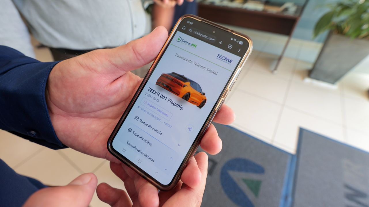 Passaporte digital: motoristas do Paraná agora podem ter registro inovador de veículos