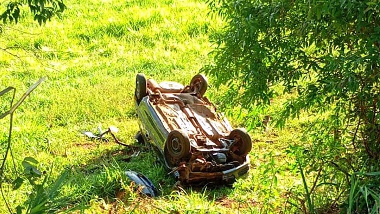 Capotamento deixa dois feridos na rodovia entre Salto do Lontra e Dois Vizinhos