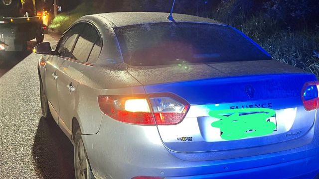 Imagem referente a notícia: Mulher foge de carro e pede socorro em pedágio; motorista embriagado é preso pela PRF no Paraná