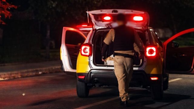 Homem é preso por violência doméstica após agressão à companheira no Bairro Cataratas em Cascavel