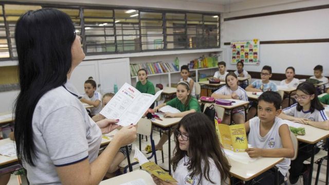 Imagem referente a notícia: Toledo avança na alfabetização e eleva índice da Prova Fluência no 2º ano