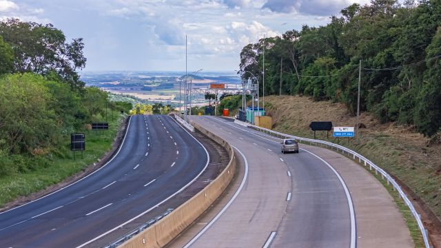 Imagem referente a notícia: Confira os meios de pagamento para o sistema​ de Pedágio Eletrônico da EPR Iguaçu