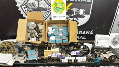 Imagem referente a notícia: Contrabando na BR-369: carro é apreendido em Corbélia com medicamentos e anabolizantes vindos do Paraguai