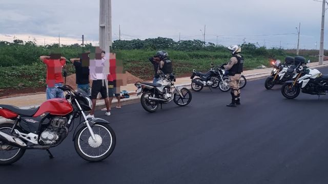 Operação de Trânsito da PM intensifica fiscalizações na Região Norte e recolhe motocicletas em Cascavel