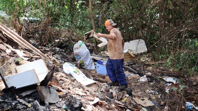 Secretaria de Meio Ambiente já retirou quase 60 toneladas de lixo em força-tarefa de limpeza no Rio Quati em Cascavel