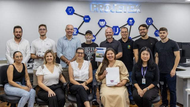 Imagem referente a notícia: Projetek da Unioeste entrega projeto arquitetônico de escola municipal para Cafelândia