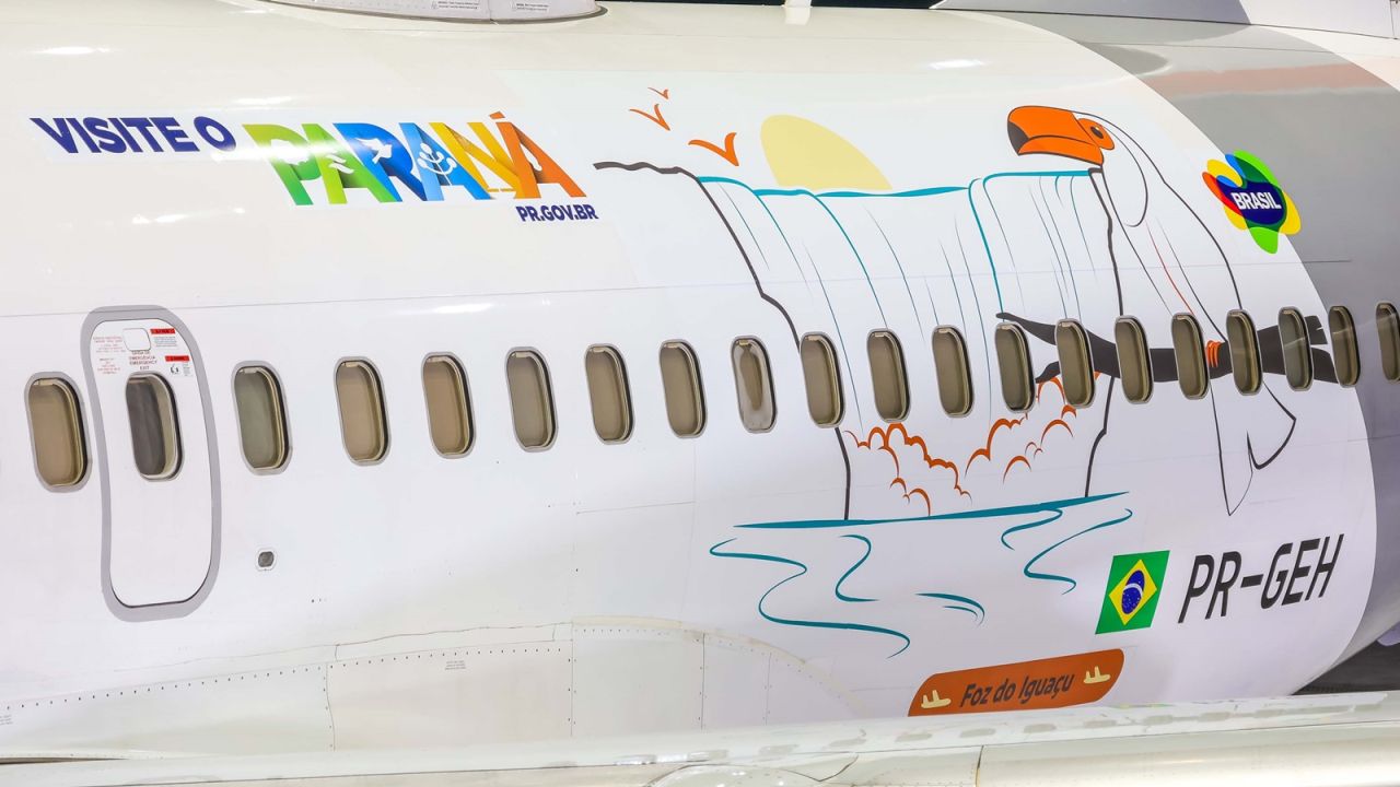 Paraná ganha avião temático da Gol com as Cataratas do Iguaçu e mira mais de 1 milhão de turistas