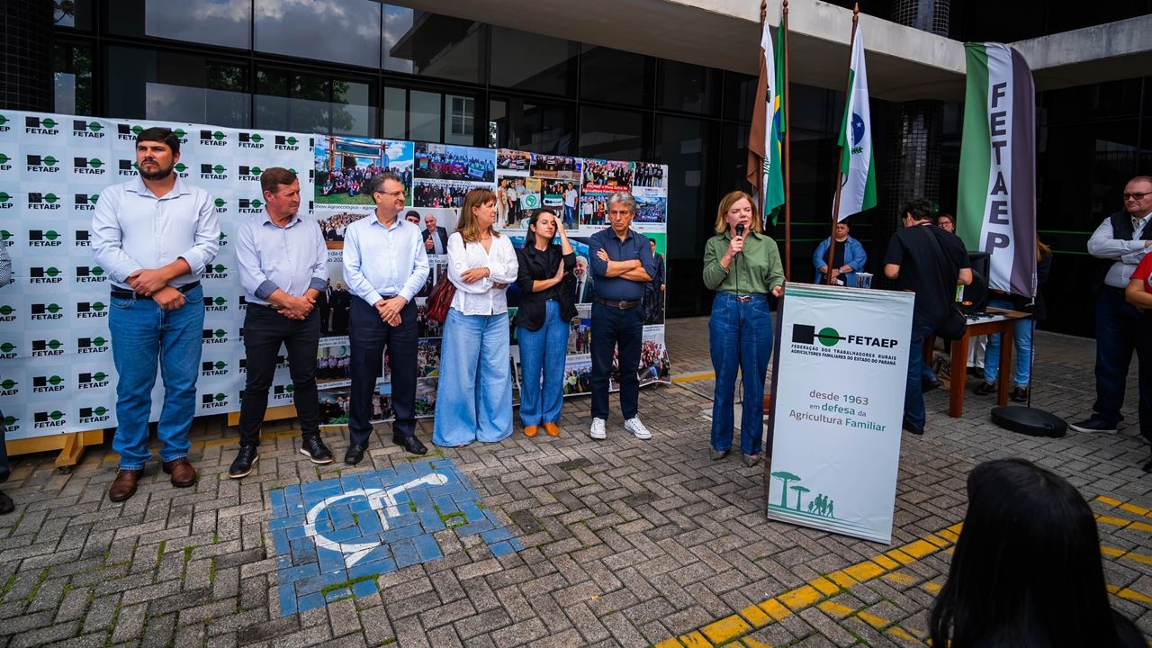 Itaipu fortalece agricultura familiar do Paraná com entrega de veículos à Fetaep