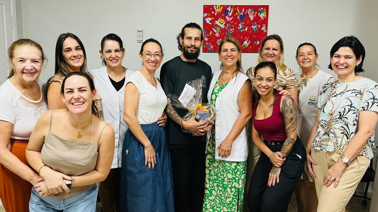 Com apoio da Feapaes, Apae de Cascavel reorganiza setor social