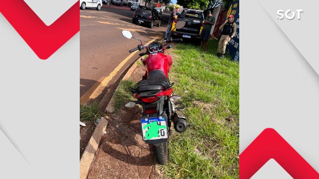 Imagem referente a notícia: Grave acidente entre moto e caminhão deixa jovem ferido na PRC-467, em Cascavel