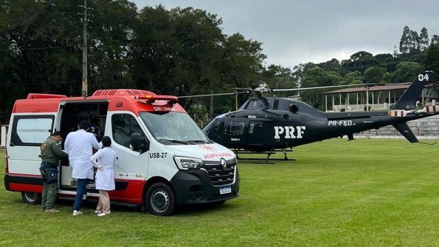 Imagem referente a notícia: Resgate aéreo da PRF salva trabalhador com hemorragia grave após acidente com roçadeira no Paraná