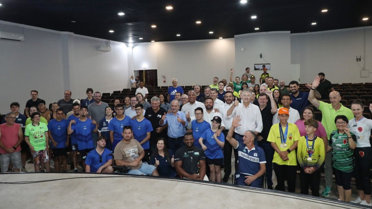 Cascavel recebe recursos de R$ 3 milhões para investimentos em infraestrutura esportiva e garantia de reforma do CNTA