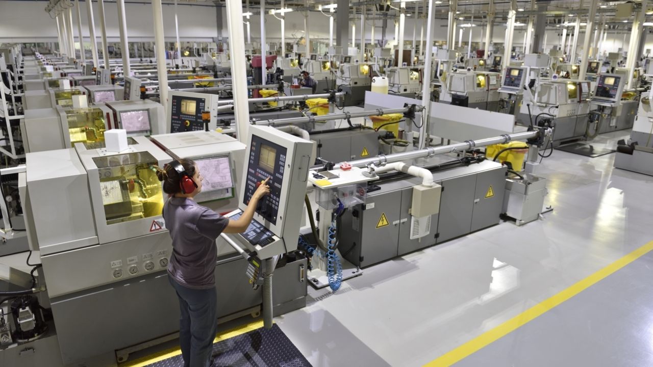 Mulheres representam 47% das áreas de produção de indústria do Paraná