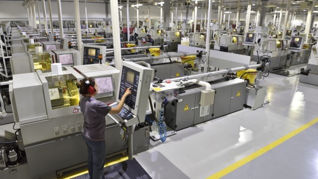 Mulheres representam 47% das áreas de produção de indústria do Paraná