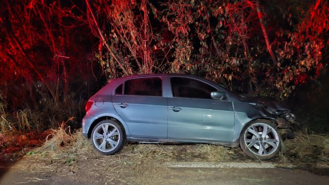 Saída de pista na PR-484 deixa três feridos e mobiliza socorro em Capitão Leônidas Marques