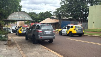 Imagem referente a notícia: Discussão termina em facada: homem de 28 anos fica ferido e mulher é presa pela PM no Jardim Cancelli em Cascavel