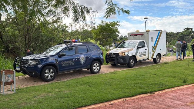 Imagem referente a notícia: Homem é encontrado morto em córrego no Eco Park do bairro Santa Felicidade em Cascavel