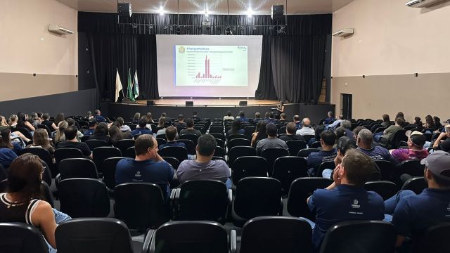 Secretaria de Finanças apresenta balanço e metas durante Escola de Governo em Corbélia