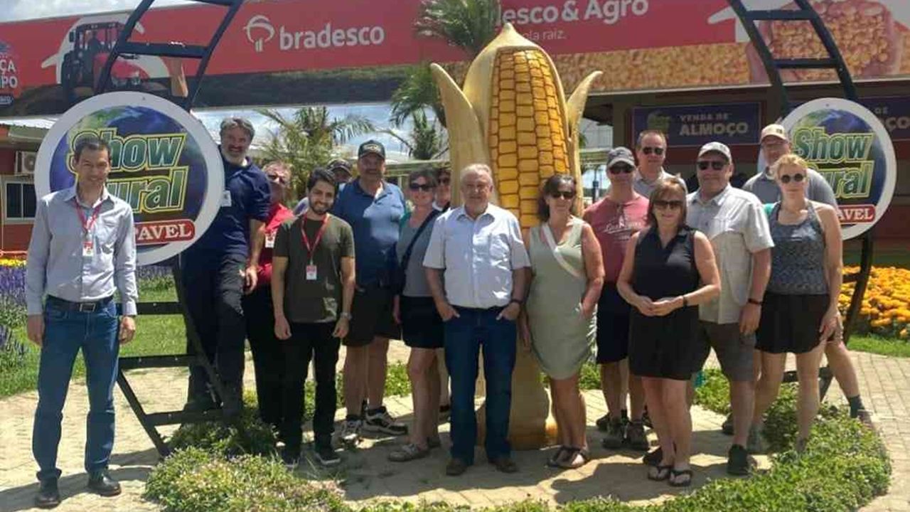Dilvo recebe dirigentes de cooperativa canadense e fala sobre agro brasileiro