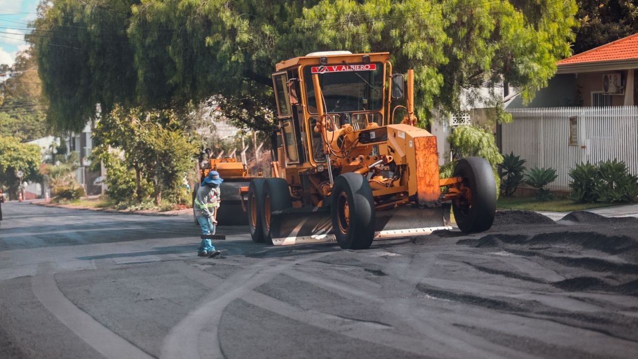 Cascavel avança com reperfilamento asfáltico e já conclui 15% das obras previstas