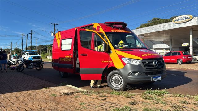 Imagem referente a notícia: Motocicleta e Fiorino colidem perto de viaduto e deixa uma pessoa de 39 anos ferida em Cascavel