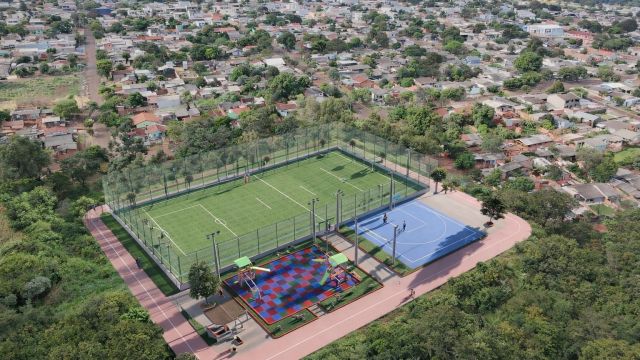 Imagem referente a notícia: Cascavel garante quase R$ 1,4 milhão do PAC do Esporte e inicia construção de novo espaço esportivo comunitário