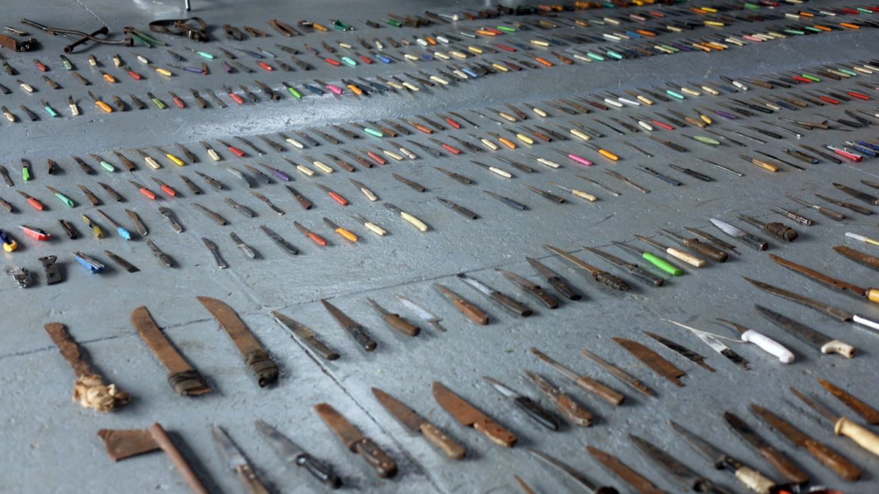 Com Operação Resgate Pela vida ID 2026, Prefeitura retira mais de 1,2 mil facas das ruas de Cascavel