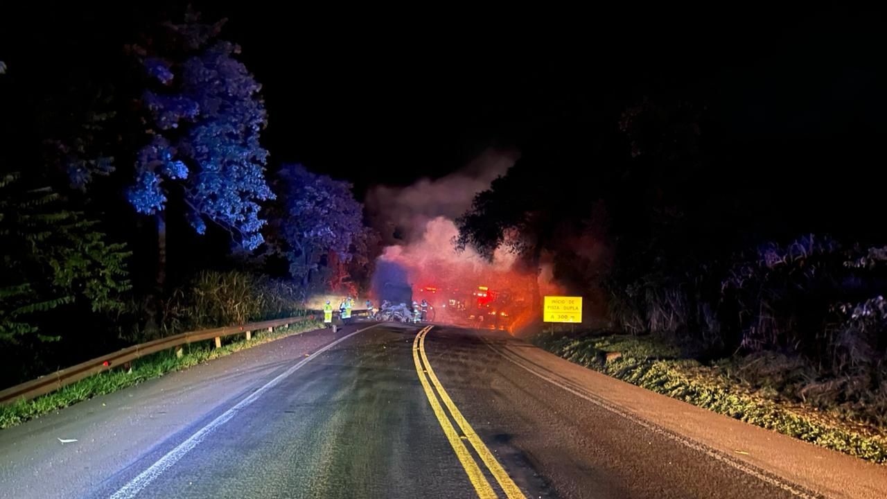 Tragédia na BR-277: colisão na contramão termina em morte no oeste do Paraná
