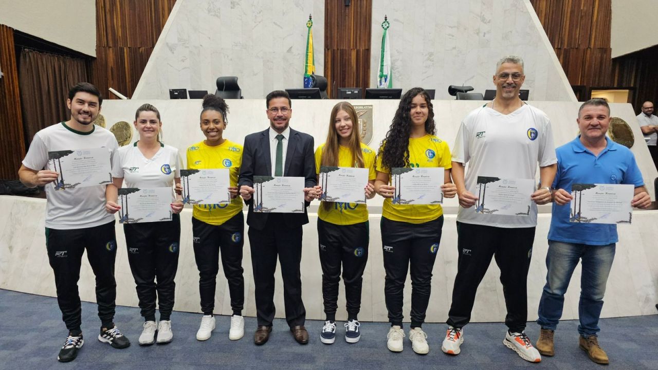 Deputado Arilson propõe homenagem à Seleção Brasileira Feminina Sub-20 de Handebol