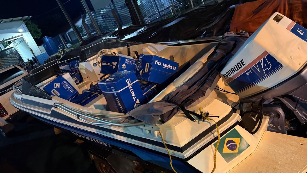 Apreensão milionária no Oeste do PR: PF e PM interceptam agrotóxicos proibidos e cigarros eletrônicos vindos do Paraguai