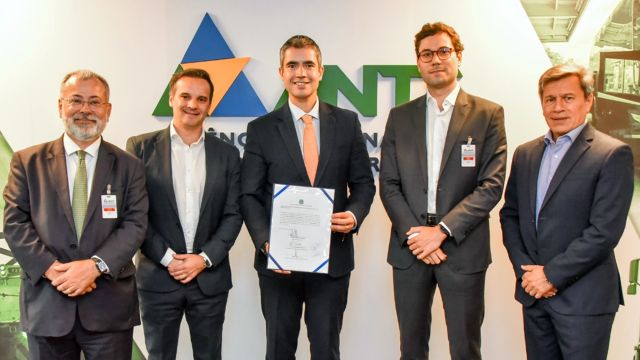 Imagem referente a notícia: ANTT realiza cerimônia de assinatura do contrato de concessão da Via Campo, Lote 5 das Rodovias do Paraná