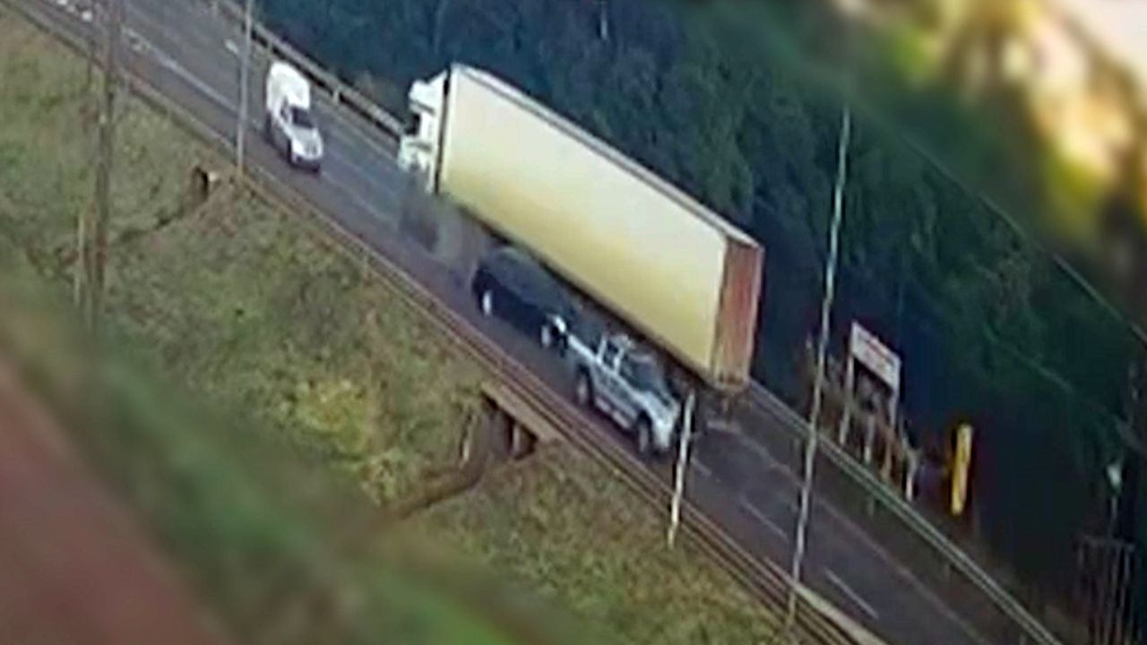 Motorista foge após colisão na BR-277, mas é detido pela PRF minutos depois em Cascavel