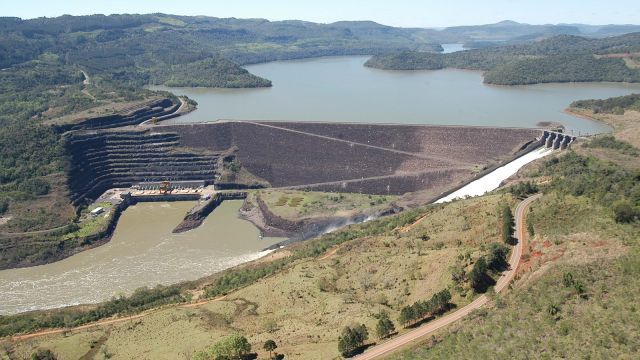 Imagem referente a notícia: Copel vence leilão federal e vai aumentar em 33% a capacidade de geração de energia