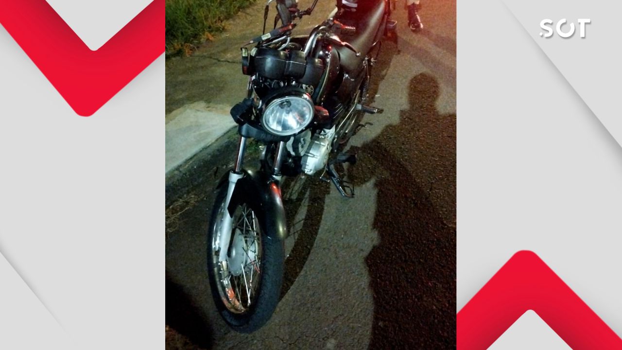 Motorista foge após colisão com moto e deixa duas feridas em cruzamento de 14 de Novembro