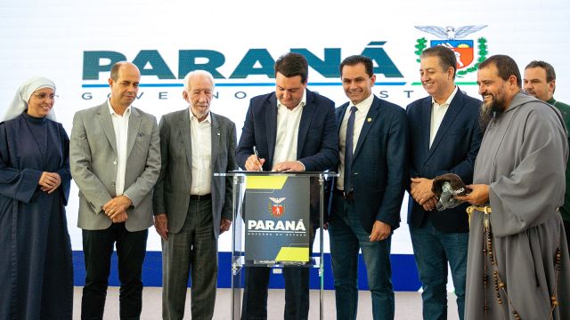 Governador Ratinho Junior sanciona lei que institui o Dia do Campista Católico