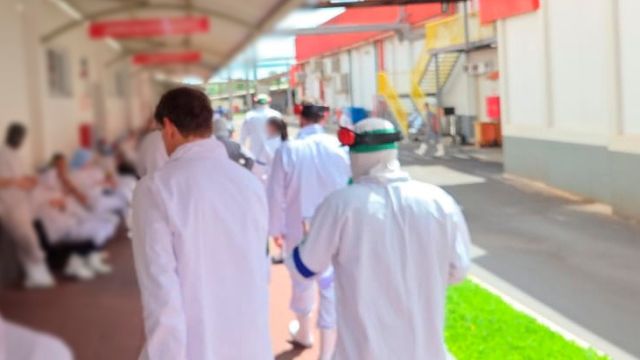 Força-tarefa inicia fiscalização em frigorífico no Oeste do Paraná e apura condições de trabalho